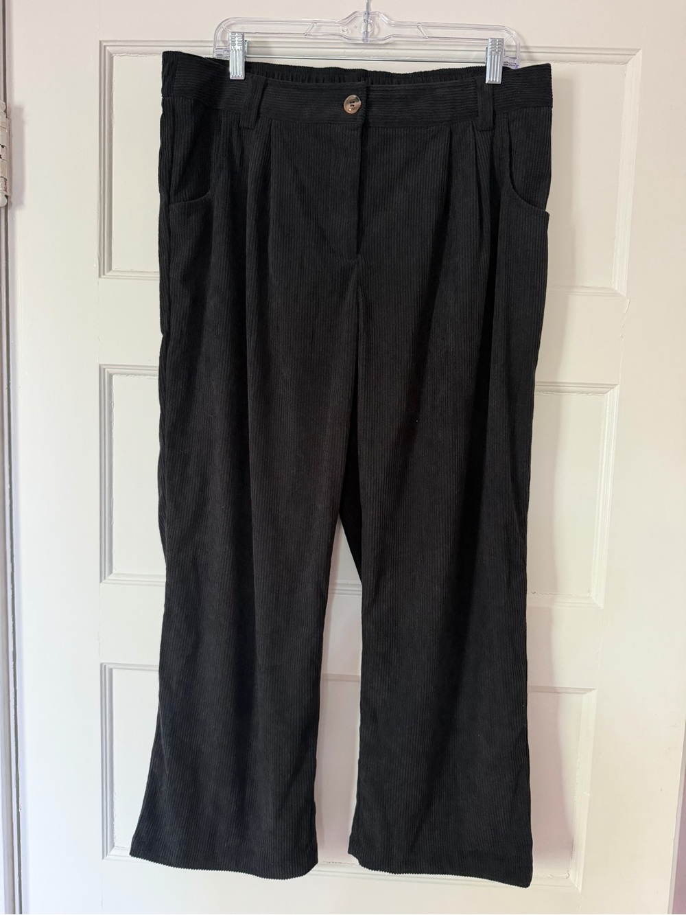 NWT Halara AuraCord Cloud Corduroy Pants XL Petite Black Pleated